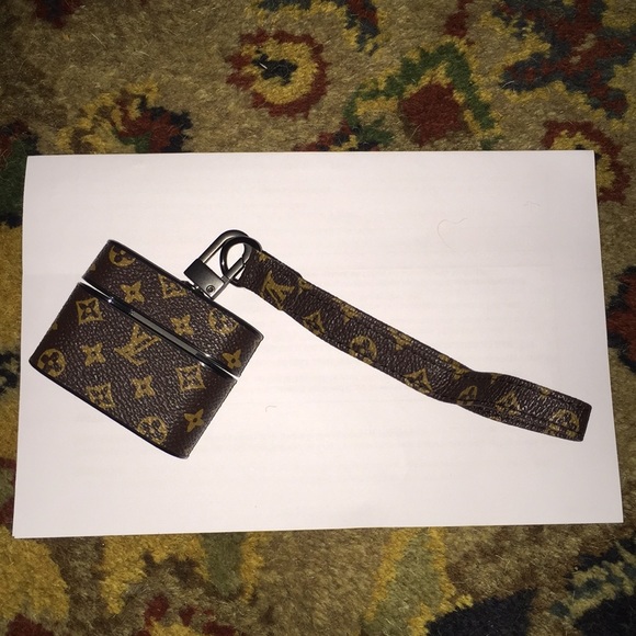 Airpod Headphone Case - Picture 7 of 7